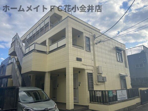 クレセントマンションの物件外観写真